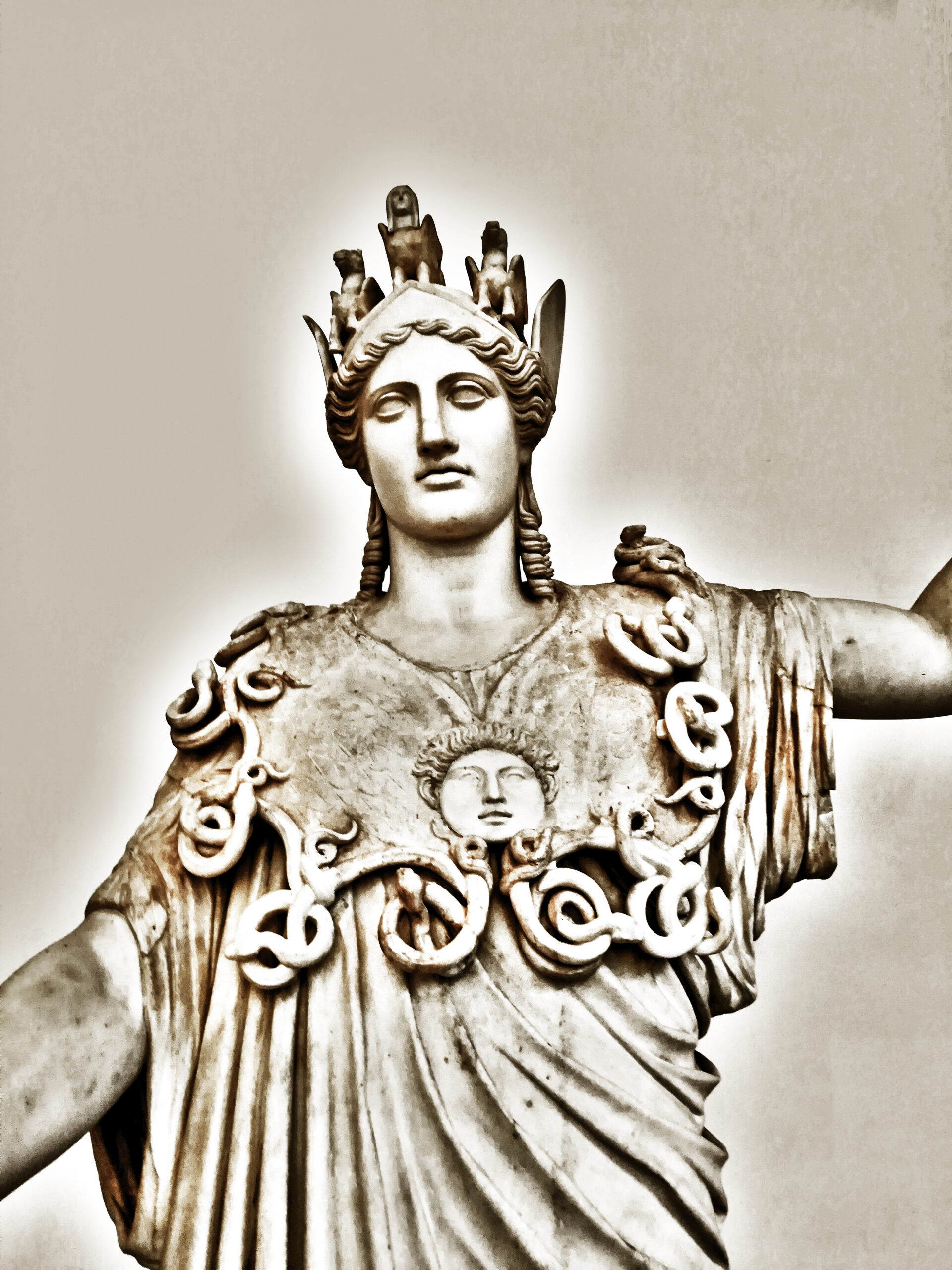 Statua di Athena della collezione Farnese del Museo Archeologico di Napoli MANN